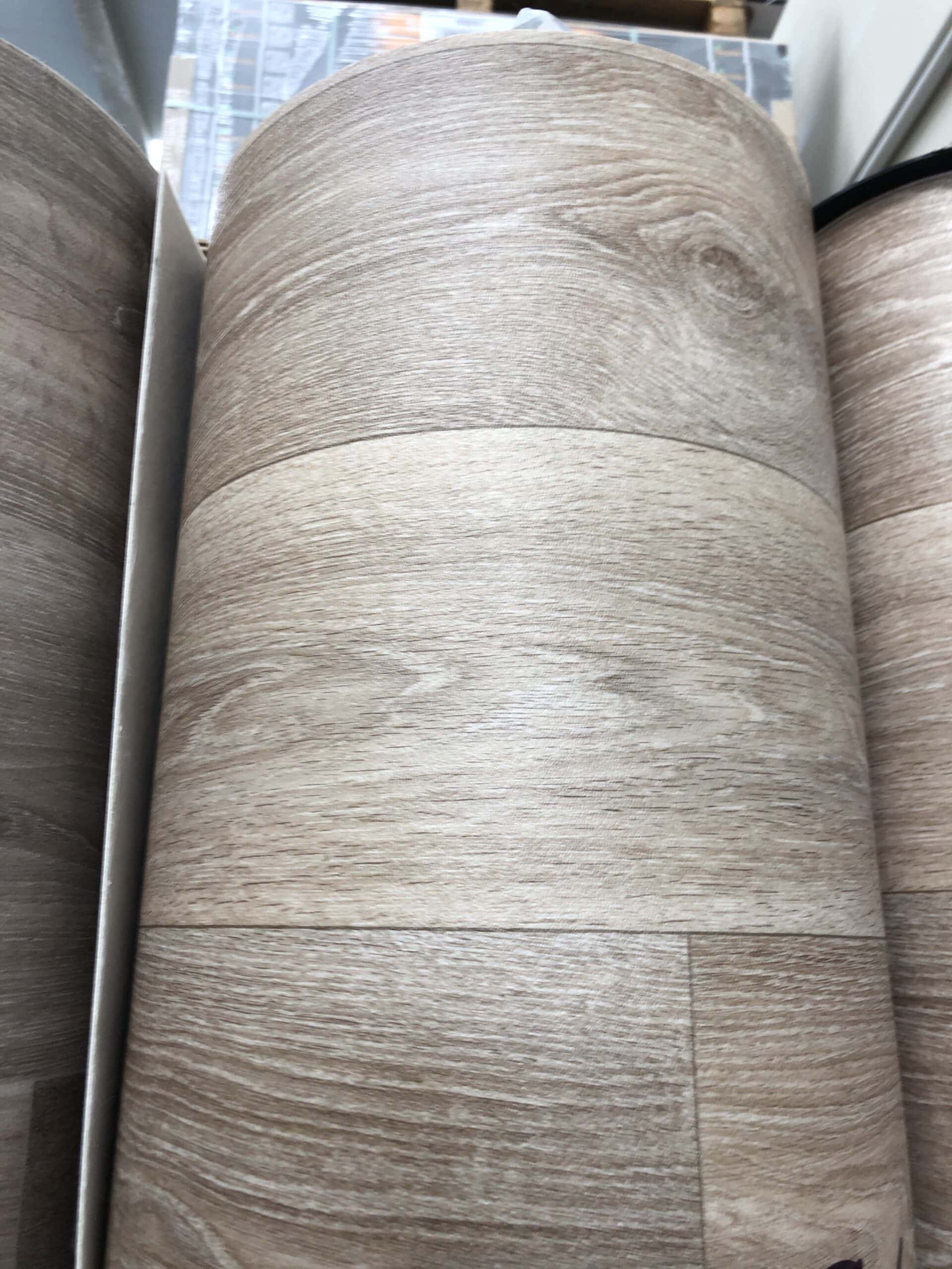 SUELO DE VINILO EN ROLLO