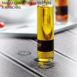 Tarima composite resistente a manchas